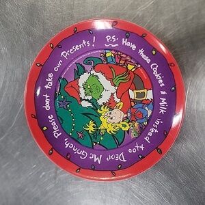 Grinch small plate for Christmas decor. In fair to good condition.